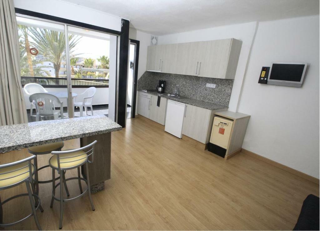 Apartamentos Koka 플라야 델 잉글스 외부 사진